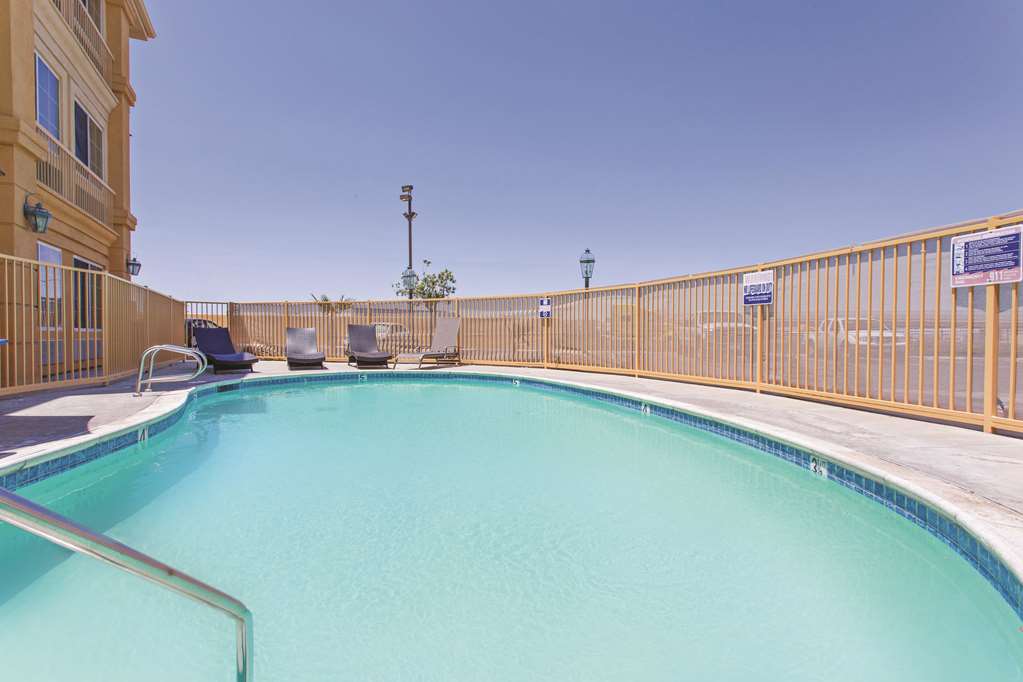 La Quinta Inn & Stes Hesperia - thumb 10