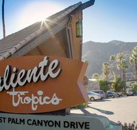 Caliente Tropics Resort - Accommodation Ohio