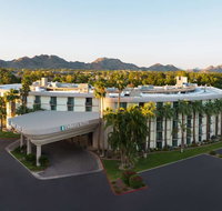 Embassy Suites Phoenix  Biltmore - Accommodation Ohio