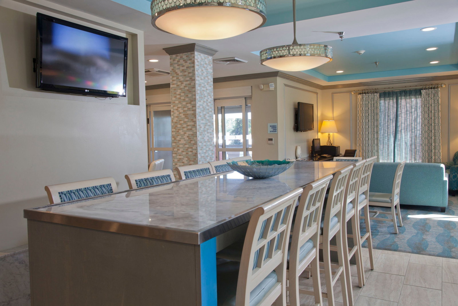 Holiday Inn Express Hotel & Suites - thumb 4
