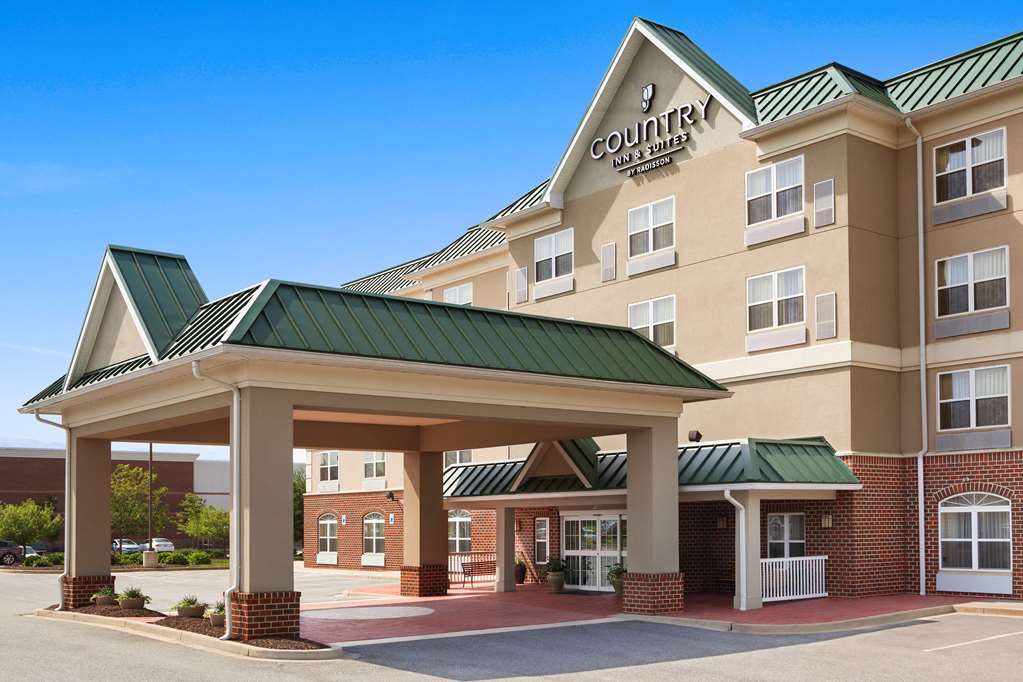 Country Inn & Suites Lexington Park - thumb 0