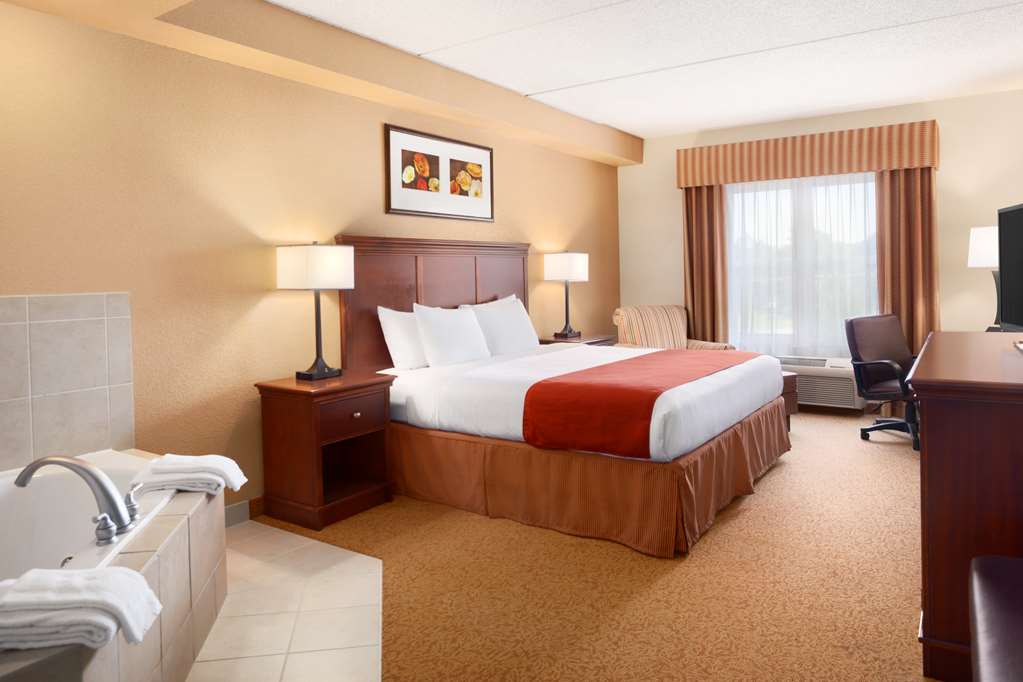 Country Inn & Suites Lexington Park - thumb 9