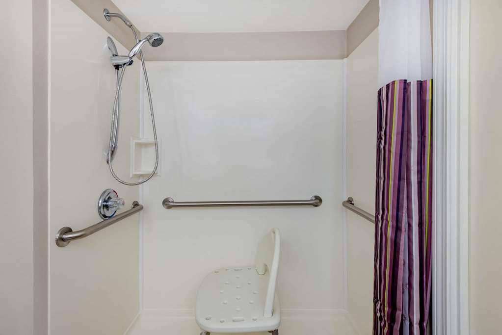 La Quinta Inn & Suites Lexington Park - thumb 4