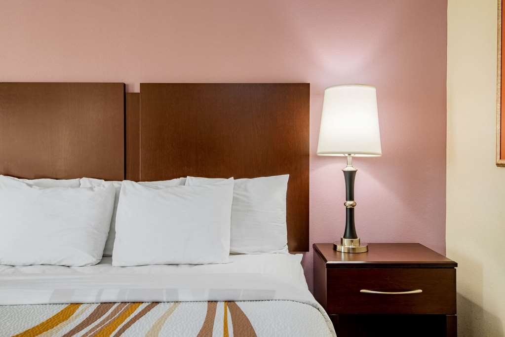 La Quinta Inn & Suites Lexington Park - thumb 5