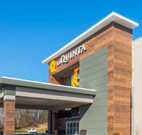 La Quinta Inn  Suites Aberdeen-APG - Accommodation Ohio