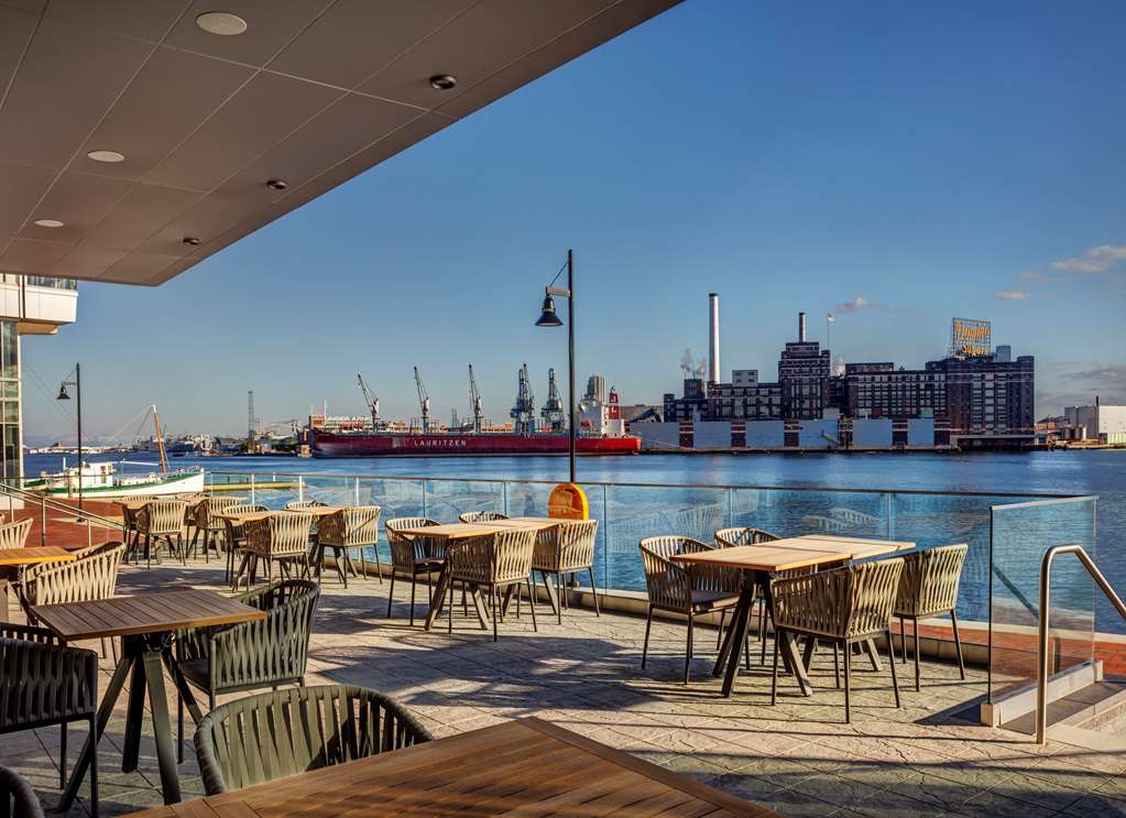 Canopy By Hilton Baltimore Harbor Point - thumb 1