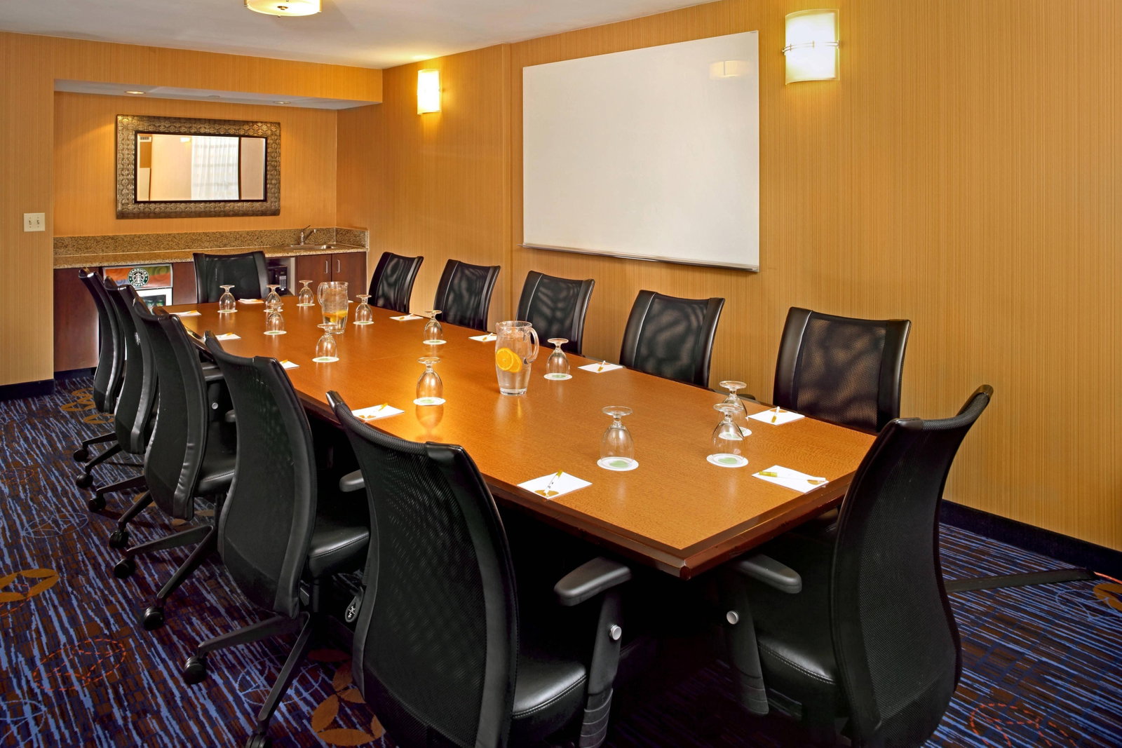 Courtyard By Marriott Inner Harbor - thumb 9