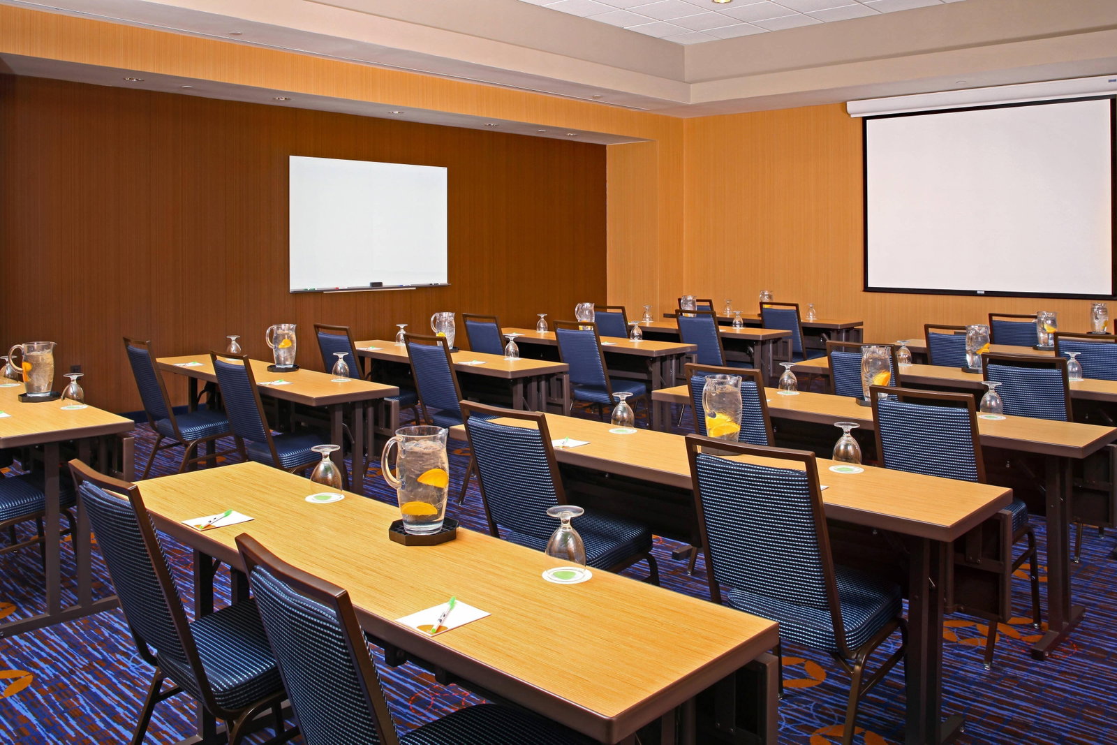 Courtyard By Marriott Inner Harbor - thumb 10