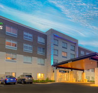 Holiday Inn Express  Suites King George - Accommodation Ohio