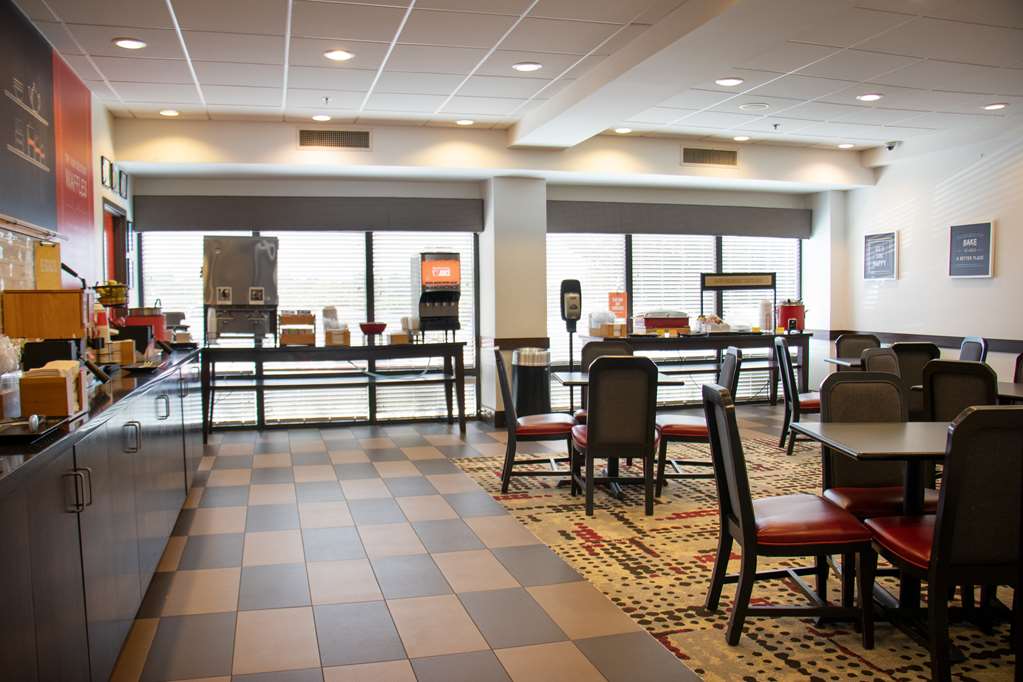 Hampton Inn University - thumb 15