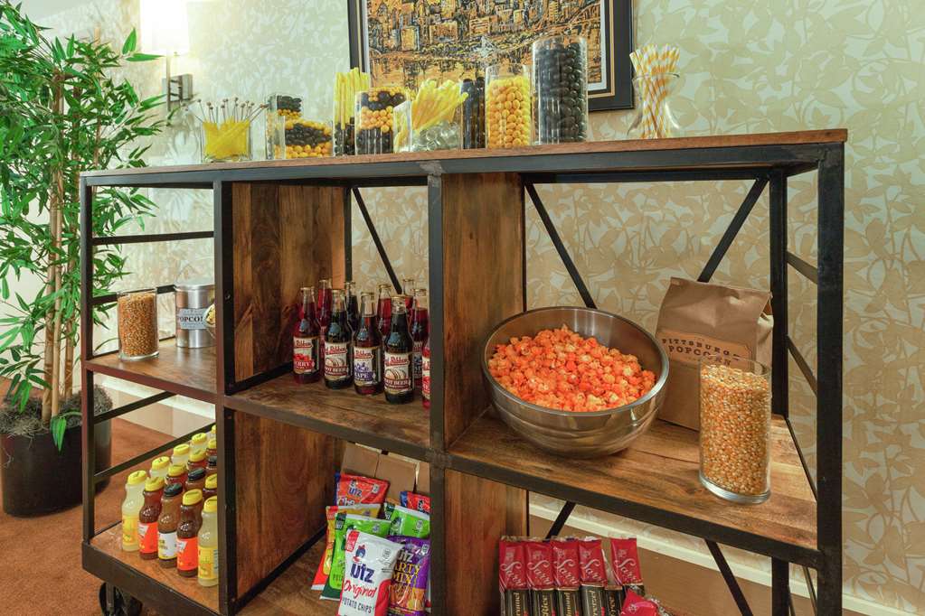 Hilton Garden Inn University Place - thumb 12