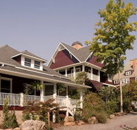 1889 WhiteGate Inn  Cottage - Accommodation Ohio