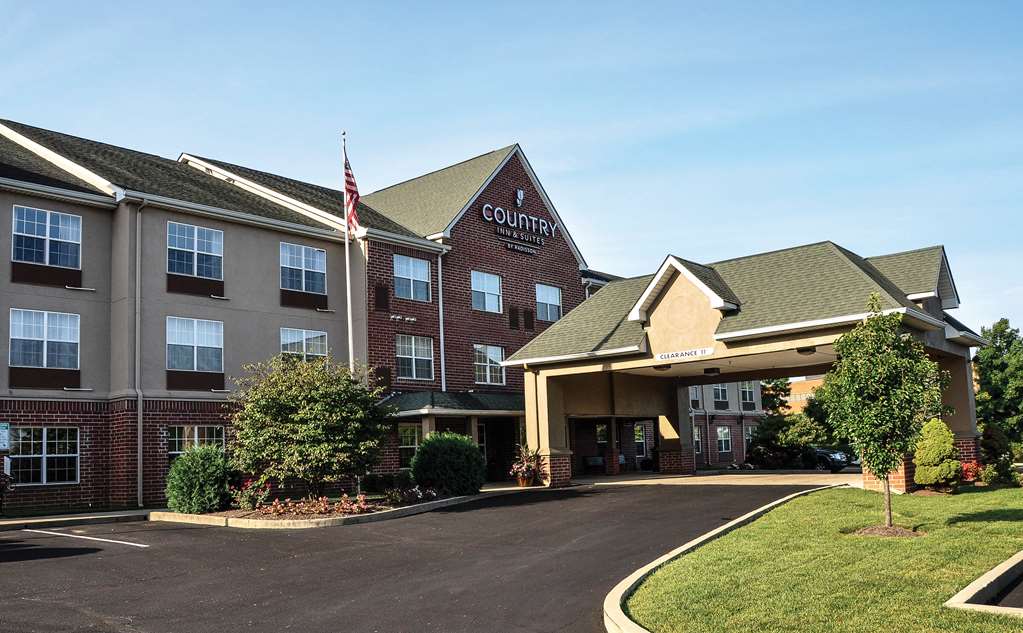 Country Inn & Suites Fairborn South - thumb 2