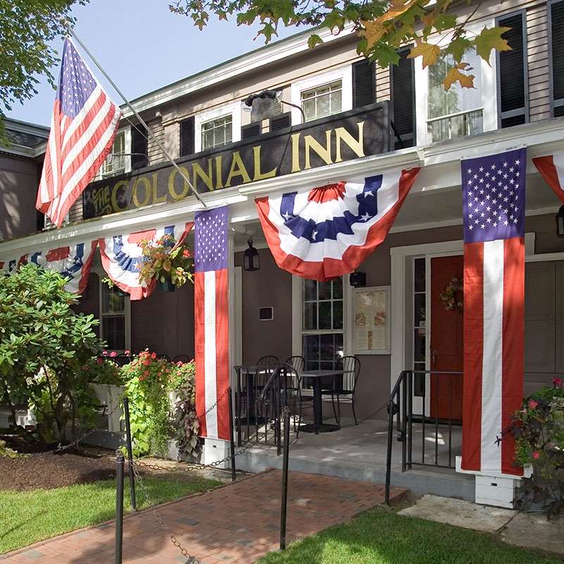 Concord's Colonial Inn - thumb 1