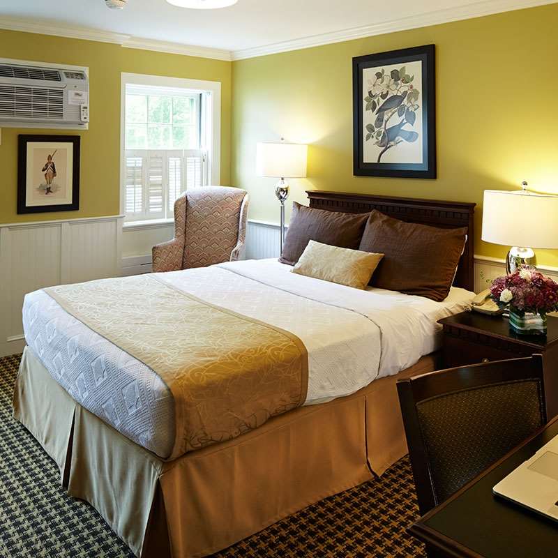 Concord's Colonial Inn - thumb 4