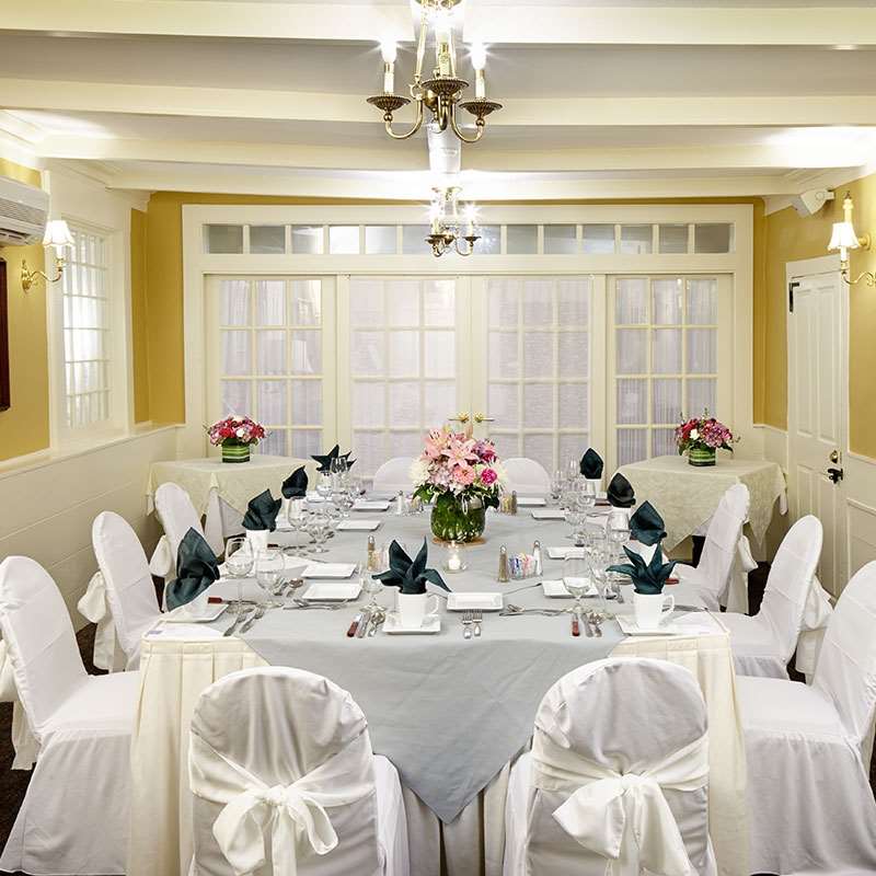 Concord's Colonial Inn - thumb 5