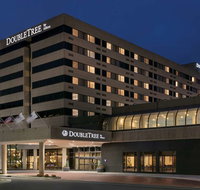 DoubleTree by Hilton Canton Downtown - Accommodation Ohio