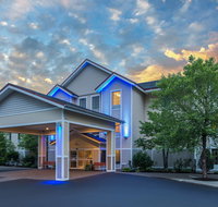 Holiday Inn Express  Suites Brattleboro - Accommodation Ohio