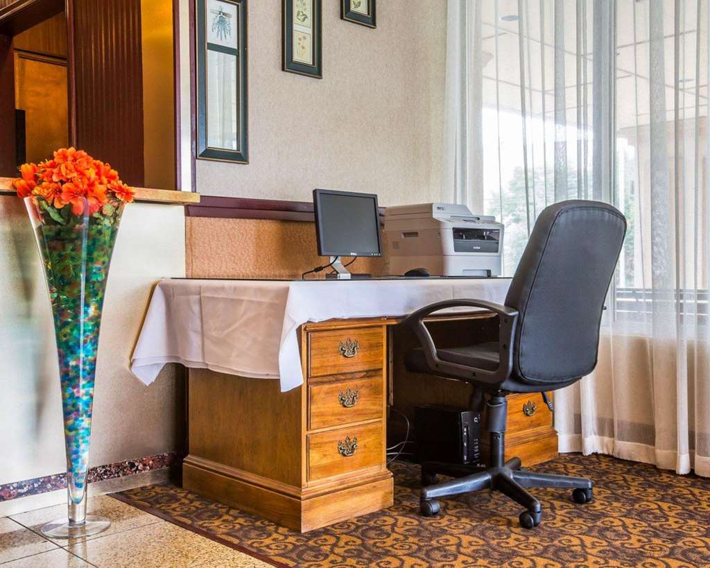 Quality Inn - thumb 16