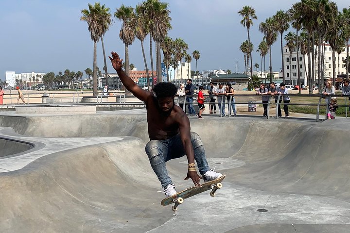 Private LA Coast Tour And Beach Day/Scenic Hike: Venice, Santa Monica, Malibu - thumb 4