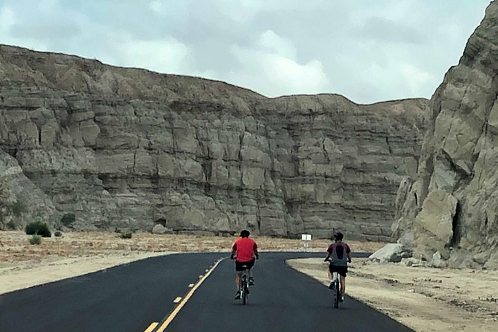 Earthquake Canyon Express Downhill Bicycle Adventure - thumb 0