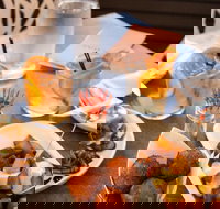 Healdsburg Small-Group Food and Wine Walking Tour - Accommodation Ohio