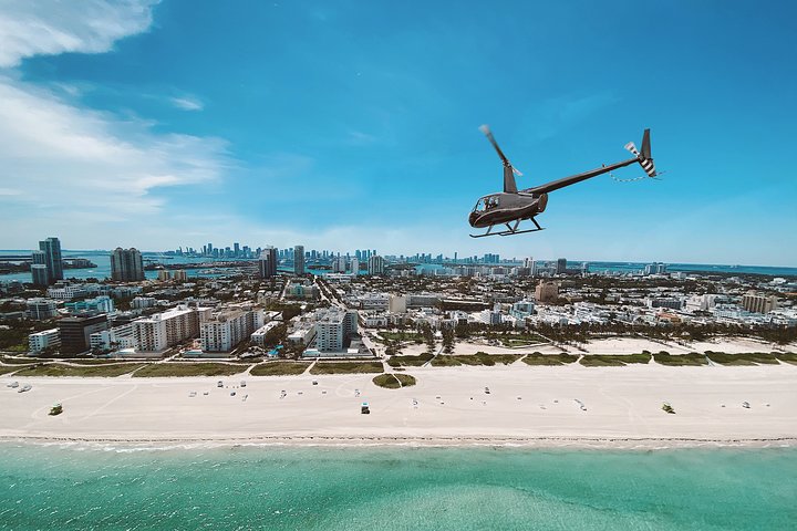 30 Minute Private Luxury Helicopter Sightseeing Tour Of Miami - thumb 5