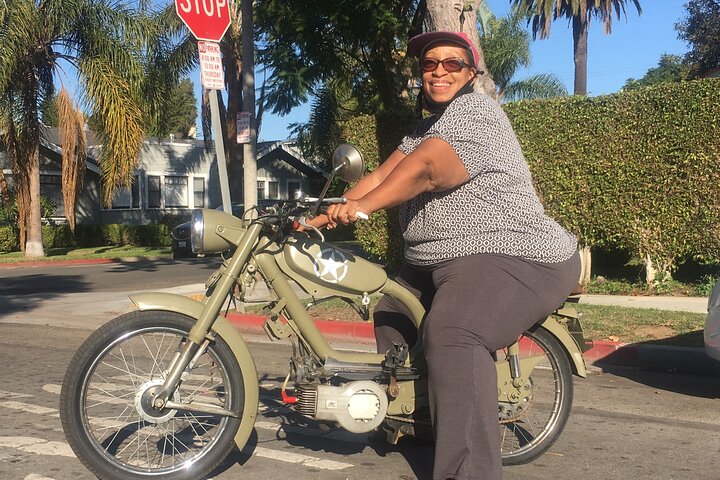 Long Beach California Vintage Moped Rental 24-Hour - thumb 4