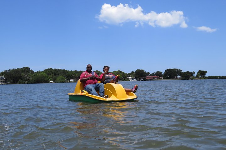 Family Friendly Pedal Boat Rental - thumb 1