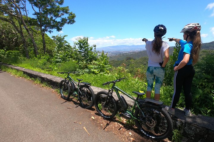 EBike Tour Honolulu Rainforest - thumb 2