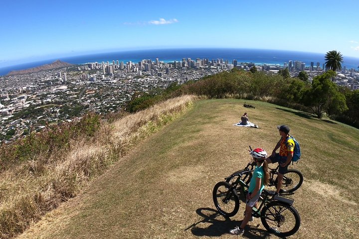 EBike Tour Honolulu Rainforest - thumb 4