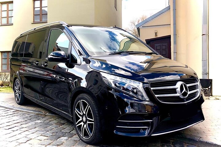 Departure Private Transfer: Fort Lauderdale To Airport FLL In Luxury Van - thumb 3