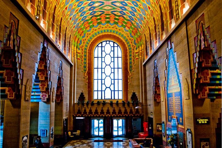 Explore Undiscovered Beauty Of Detroit - thumb 4