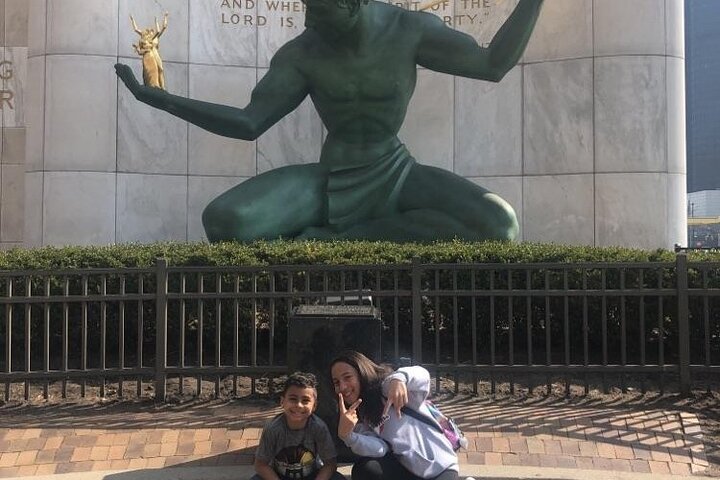 Adventurous Scavenger Hunt In Detroit By Wacky Walks - thumb 0