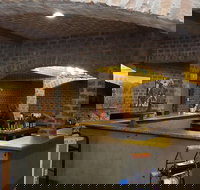 Ozark Craft Beverage - Wine  Shine Tour - Accommodation Ohio