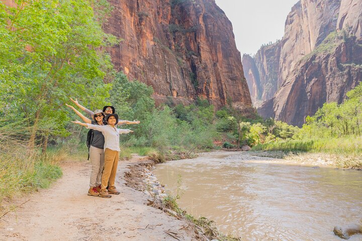Zion National Park - Private, Custom Adventure W/ Pro Photography - thumb 5