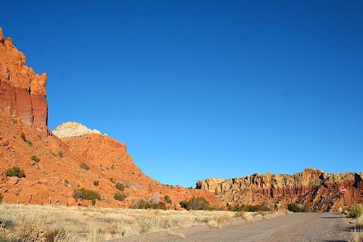 Georgia On My Mind: Georgia O'keeffe And Ghost Ranch Country Tour - thumb 0