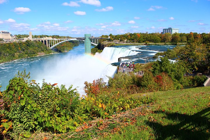 Ultimate Niagara Falls, USA Tour With Helicopter Ride And Lunch - thumb 1