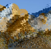 Mount Rushmore and Black Hills Bus Tour with Live Commentary - Accommodation Ohio