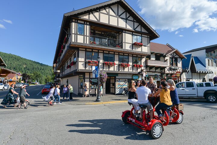 Small-Group Family-Friendly Private Cycling Sightseeing Tour - thumb 2