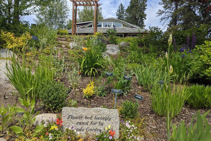 Small-Group Family-Friendly Private Cycling Sightseeing Tour - thumb 3