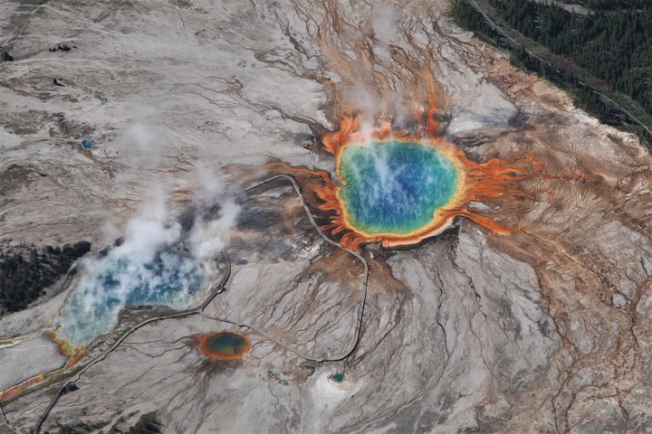 PET FRIENDLY PRIVATE Tour To Yellowstone National Park - thumb 3