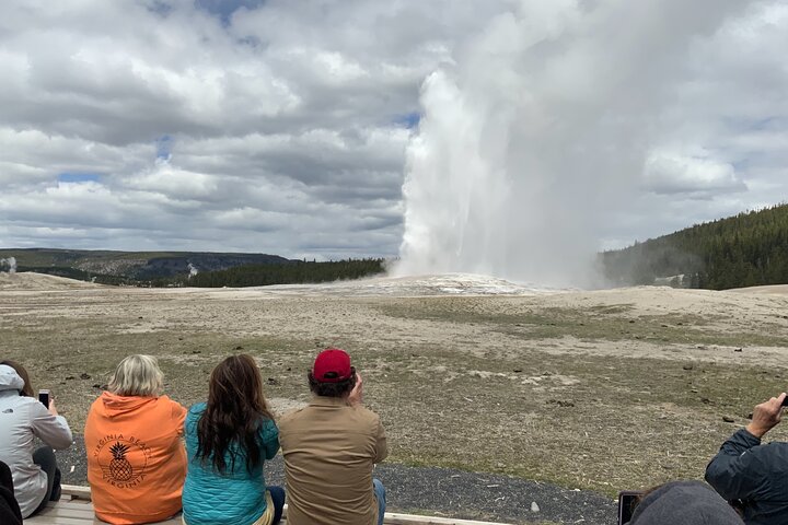 Yellowstone Open Air Tours By Cody Wyoming Adventures - thumb 0