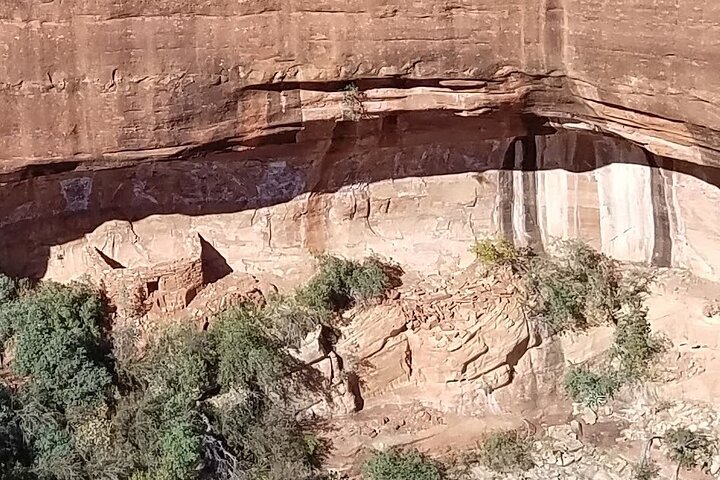 Sedona Red Rock And Ancient Ruin Tour- Covers Over 30 Miles! - thumb 3