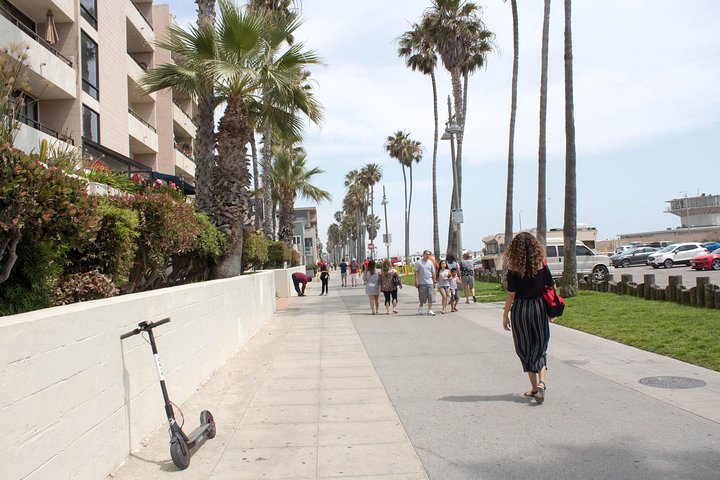 Small-Group Hollywood, LA Beaches & Filming Location Tour From Anaheim - thumb 2