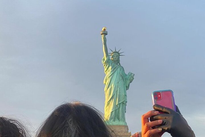 NYC Combo: Statue Of Liberty Cruise, St Patrick's Cathedral & Moma Entrance - thumb 1
